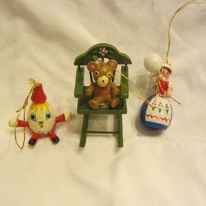 VTG 60'S SET OF 3 WOODEN ORNAMENTS, VERY CUTE
